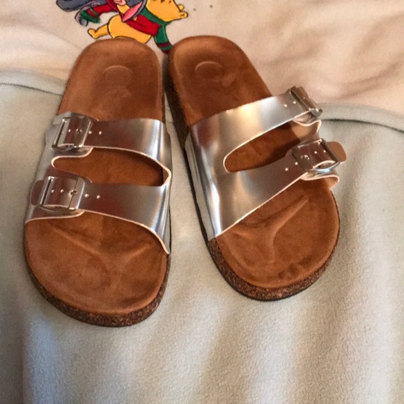 NWOT Sandals - Picture 1 of 5